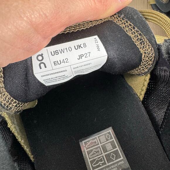 On Cloudsurfer Trail Running Shoe Hunter/Ice Womens size 10 - Picture 3 of 10